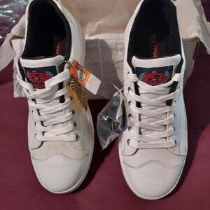 Skechers WHITE ROADIES TRUE ROOTS SNEAKERS SIZE 9.5 NWT